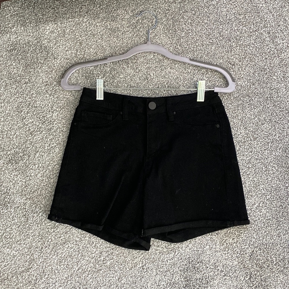 Black fashion nova shorts